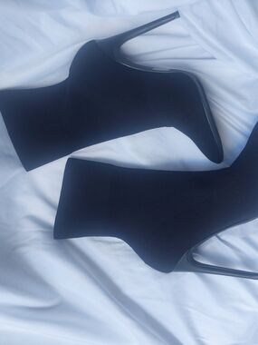 Steve Madden Black Pointed Sock Ankle Booties with Stiletto Heel